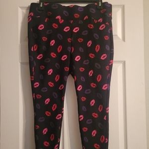 Torrid Pixie Pants 2R